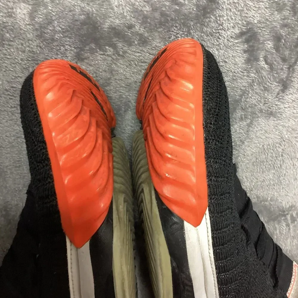 Nike Men's Black and Orange Athletic Shoes - Picture 5 of 16